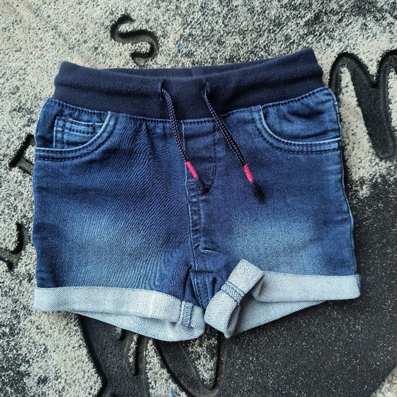 Toddler Girls Cat & Jack Denim Stretch Shorts Cuffed Drawstring Size 18 Months - Picture 1 of 5